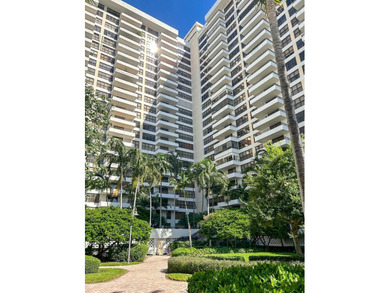 Beach Condo For Sale in Hallandale Beach, Florida