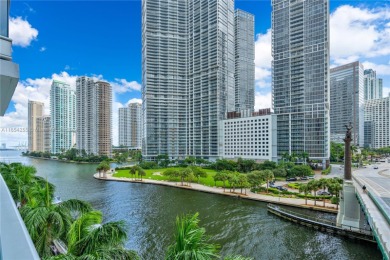 Beach Condo For Sale in Miami, Florida