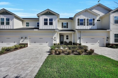 Beach Townhome/Townhouse For Sale in Ponte Vedra, Florida