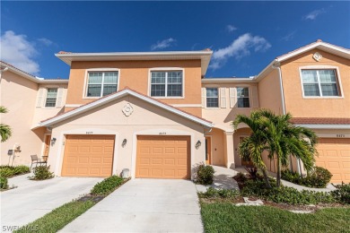 Beach Townhome/Townhouse For Sale in Fort Myers, Florida