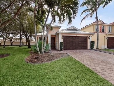 Beach Home Sale Pending in Royal Palm Beach, Florida