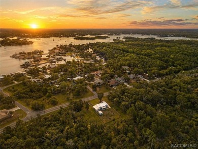 Beach Home For Sale in Crystal River, Florida
