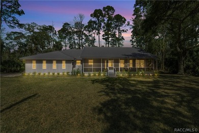 Beach Home For Sale in Yankeetown, Florida