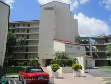 Beach Condo For Sale in Pompano Beach, Florida