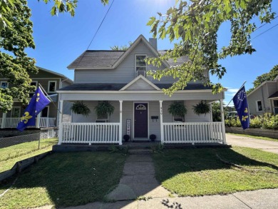 Beach Home Sale Pending in Marquette, Michigan