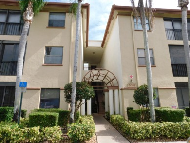 Beach Condo For Sale in Boynton Beach, Florida