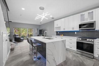 Beach Townhome/Townhouse For Sale in Oakland Park, Florida