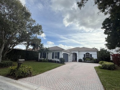 Beach Home For Sale in Jupiter, Florida