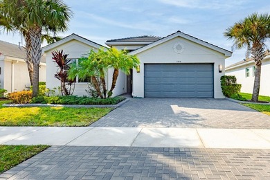 Beach Home Sale Pending in Port Saint Lucie, Florida