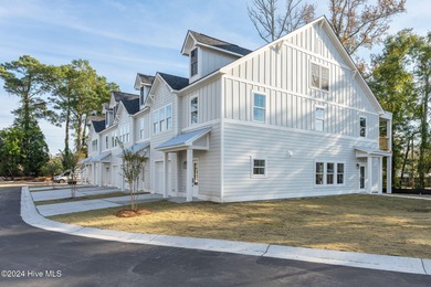 Beach Townhome/Townhouse For Sale in Wilmington, North Carolina