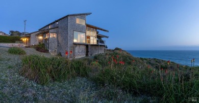 Beach Home For Sale in Gualala, California