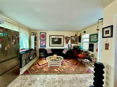 Beach Home For Sale in Fort Lauderdale, Florida