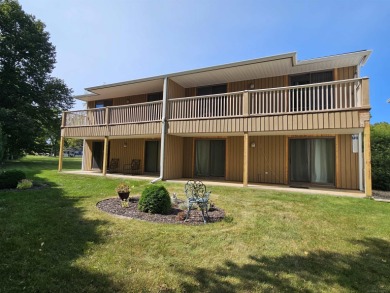 Beach Condo Sale Pending in Lexington, Michigan