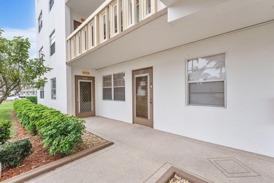 Beach Condo For Sale in Boca Raton, Florida