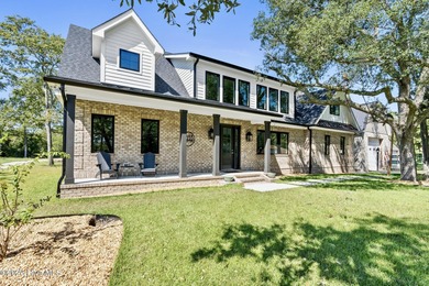 Beach Home For Sale in Supply, North Carolina