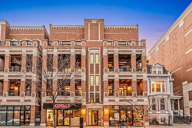 Beach Condo For Sale in Chicago, Illinois