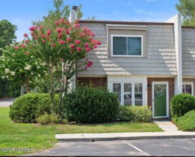 Beach Townhome/Townhouse For Sale in Wilmington, North Carolina