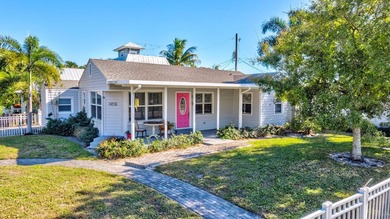 Beach Home For Sale in West Palm Beach, Florida