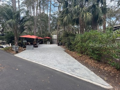 Beach Lot For Sale in Hilton Head Island, South Carolina