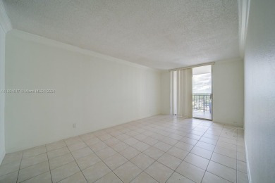 Beach Condo For Sale in North Miami Beach, Florida