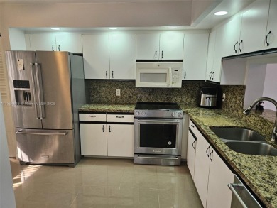 Beach Condo For Sale in Pembroke Pines, Florida