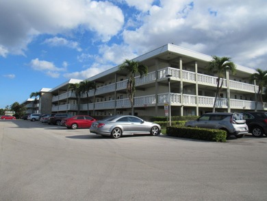 Beach Condo For Sale in Boca Raton, Florida