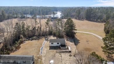 Beach Home For Sale in Bayboro, North Carolina