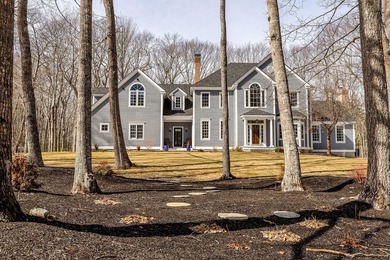 Beach Home For Sale in Kennebunk, Maine