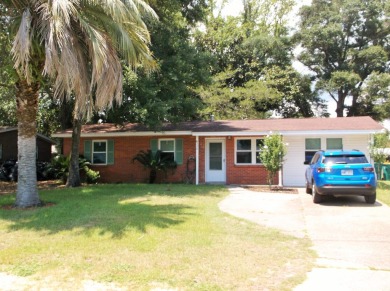 Beach Home For Sale in Fort Walton Beach, Florida