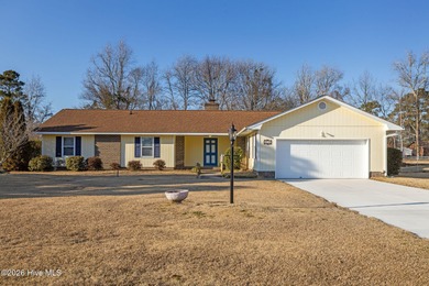 Beach Home For Sale in Morehead City, North Carolina