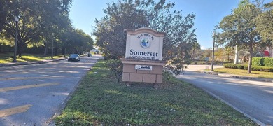 Beach Condo For Sale in Lauderdale Lakes, Florida