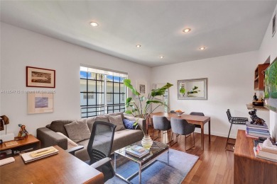 Beach Condo For Sale in Miami Beach, Florida