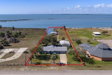 Beach Home For Sale in Rockport, Texas