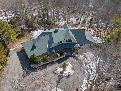Beach Home For Sale in Scarborough, Maine