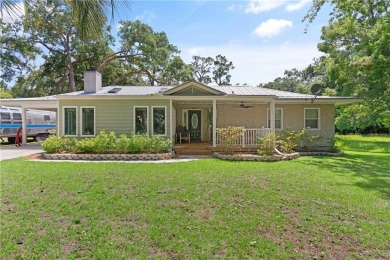 Beach Home For Sale in Saint Simons, Georgia
