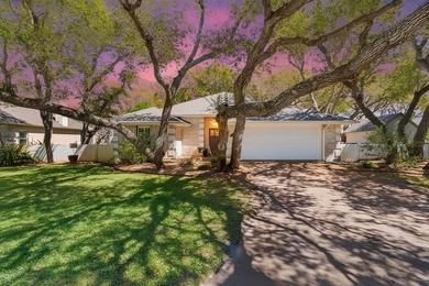 Beach Home For Sale in Rockport, Texas