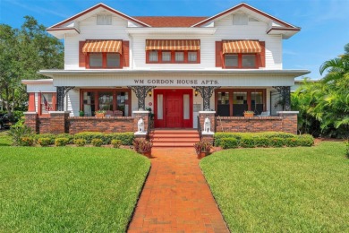 Beach Townhome/Townhouse Sale Pending in St. Petersburg, Florida