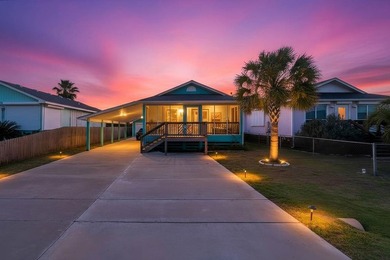 Beach Home For Sale in Rockport, Texas