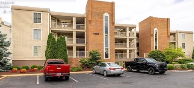 Beach Condo For Sale in Huron, Ohio