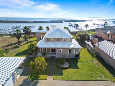Beach Home For Sale in Rockport, Texas
