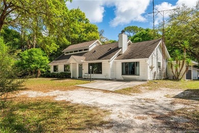 Beach Home Sale Pending in Fort Pierce, Florida