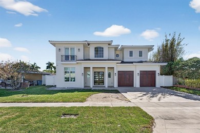 Beach Home For Sale in Pompano Beach, Florida