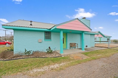 Beach Home Sale Pending in Rockport, Texas