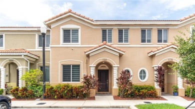 Beach Townhome/Townhouse For Sale in Homestead, Florida