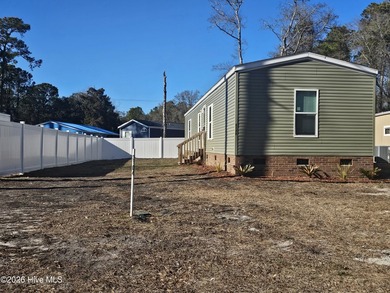 Beach Home For Sale in Supply, North Carolina