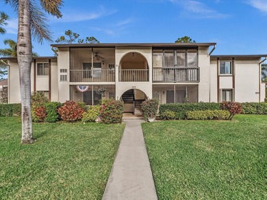 Beach Condo For Sale in Greenacres, Florida