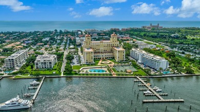 Beach Condo For Sale in Palm Beach, Florida