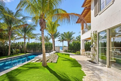 Beach Home For Sale in Palm Beach, Florida