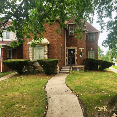 Beach Home Sale Pending in Detroit, Michigan