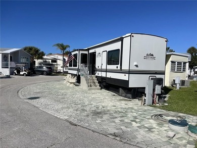 Beach Lot For Sale in Jensen Beach, Florida